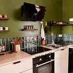 Jungle Avec Jacuzzi Privé - Spacieux - 2 Personnes Saint-Yzan-de-Soudiac