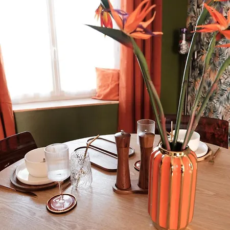Jungle Avec Jacuzzi Prive, Retro-projecteur, Jardin & Terrain De Petanque Holiday home
